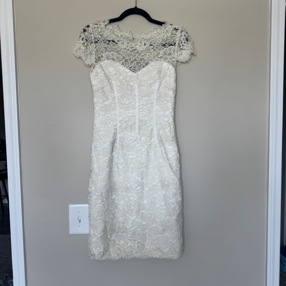 ML Monique Lhuillier Ivory Floral Lace Cutout Back Cocktail Wedding Dress Size 4